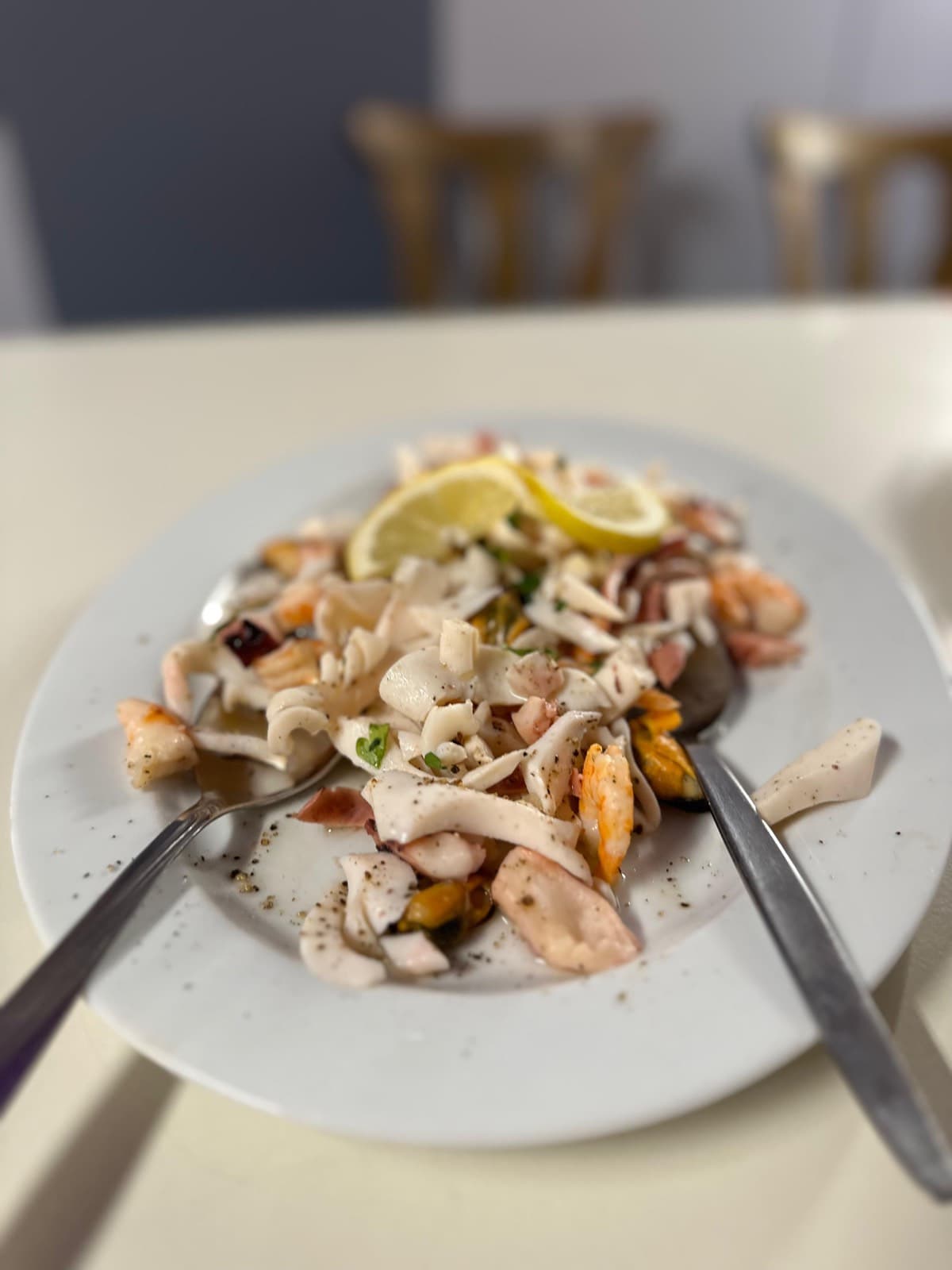 Frische mediterrane Küche im Naabtalhaus